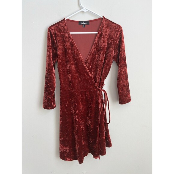 Lulus Wine Red Crushed Velvet Wrap Dress 3/4 Sleeve Side Tie Size M - Picture 1 of 14
